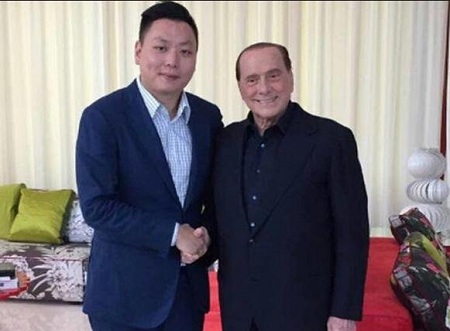 兄妹几个都随了老杨头，肤色黝黑。